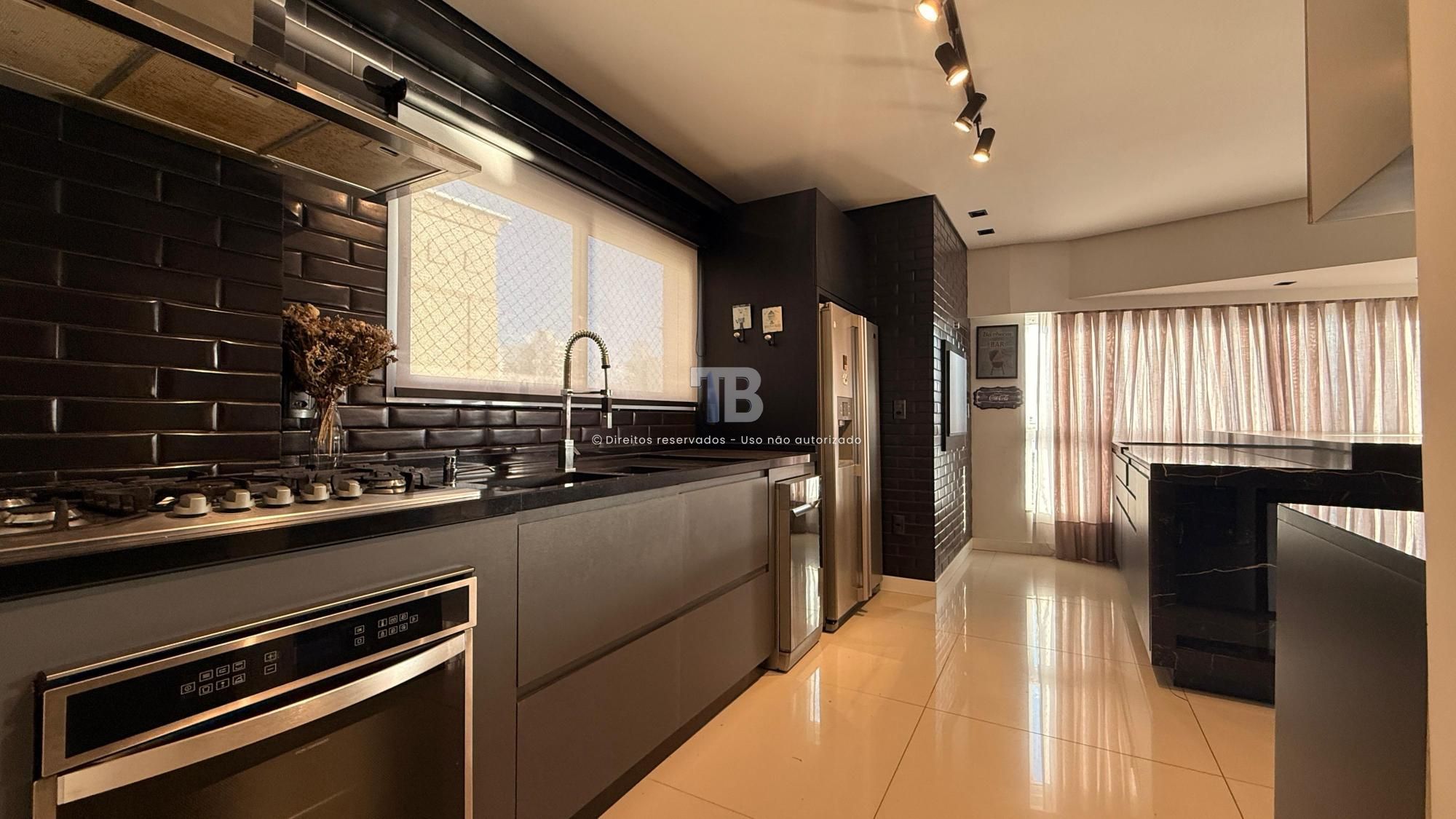 4362 – Apartamento semimobiliado com 3 suítes à venda – Maria Goretti, Chapecó