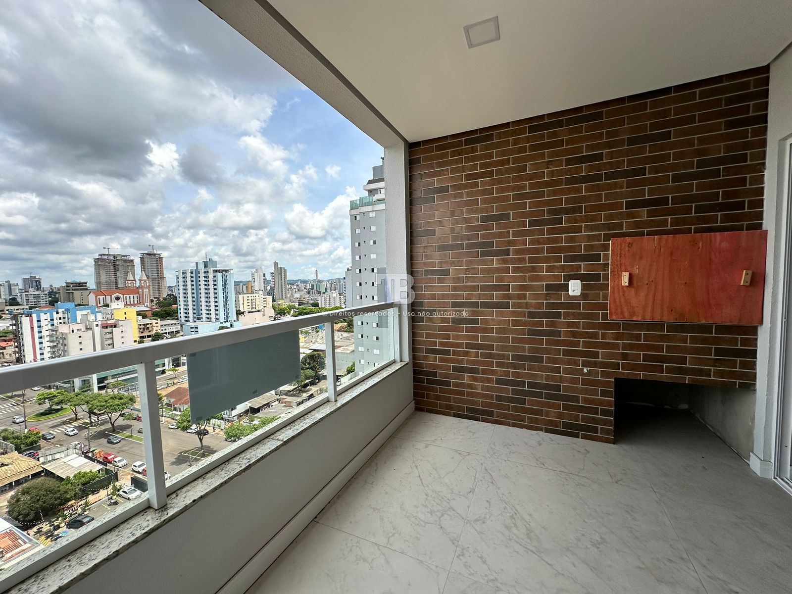 3650 – Apartamento 3 suítes, próximo ao Colégio Marista