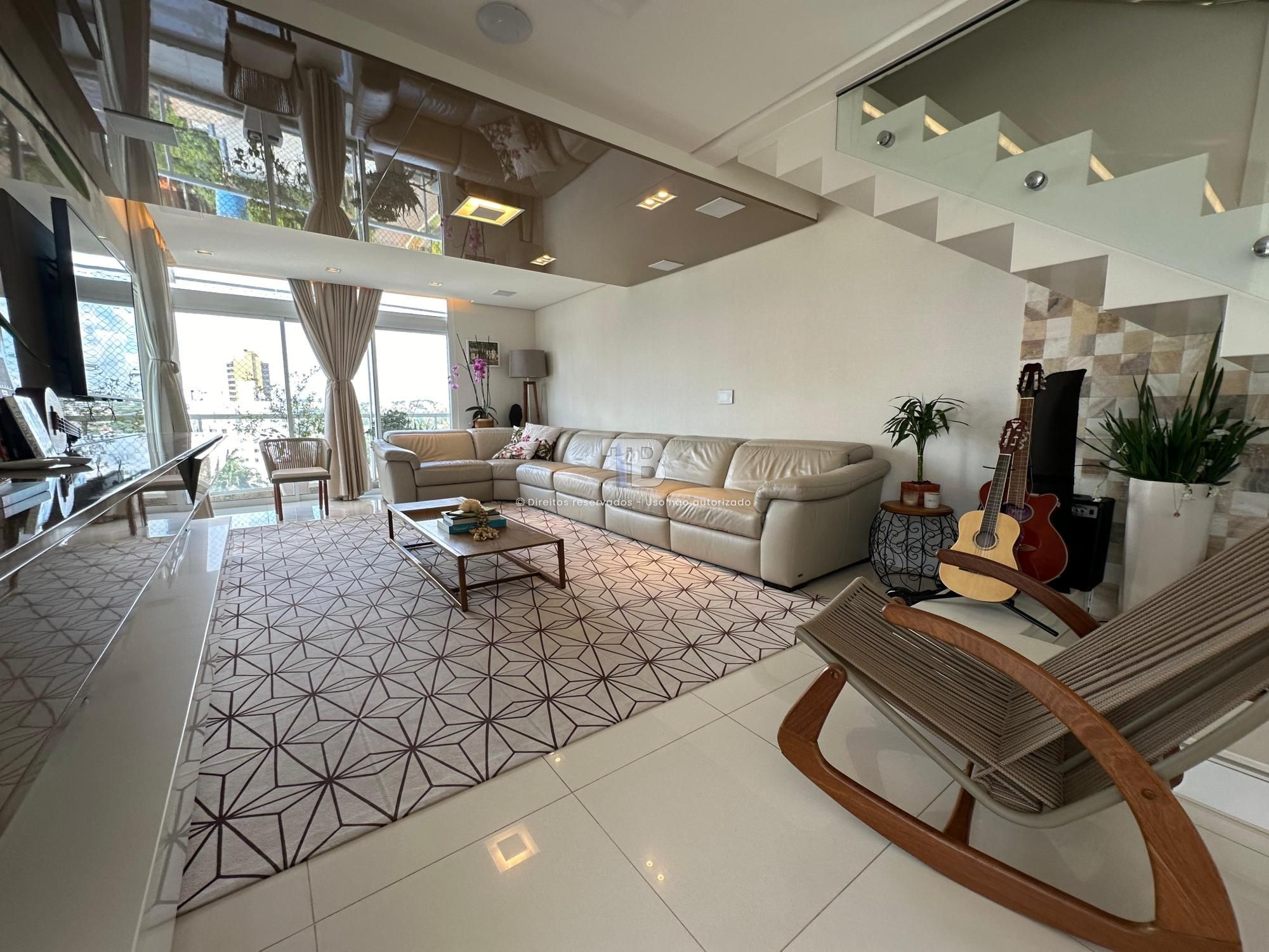 3804 – Duplex de alto padrão mobiliado, no Centro de Chapecó