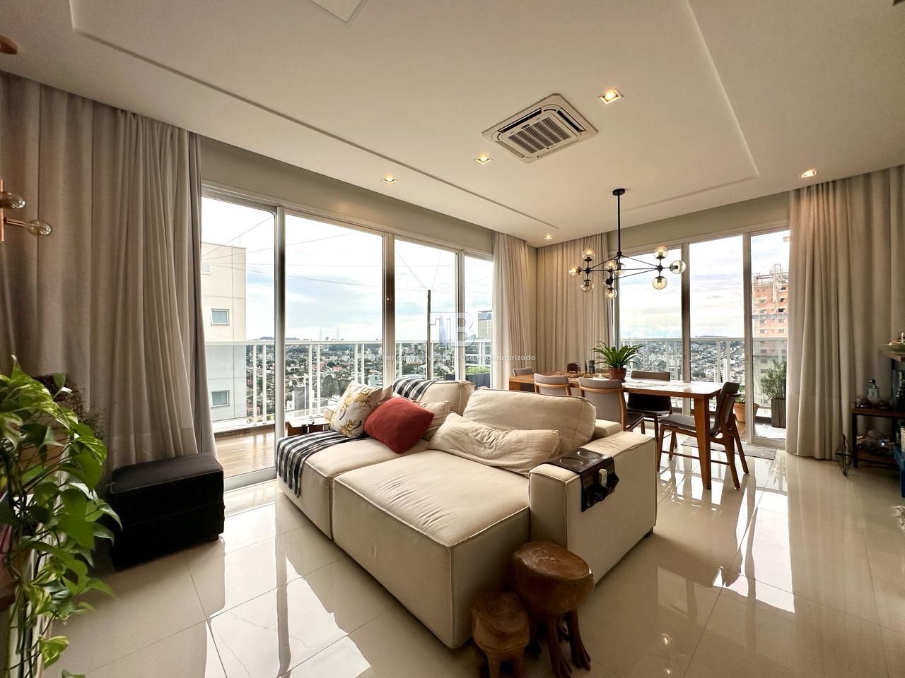 3821 – Cobertura 01 Suíte + 02 Demi Suítes no Centro de Chapecó