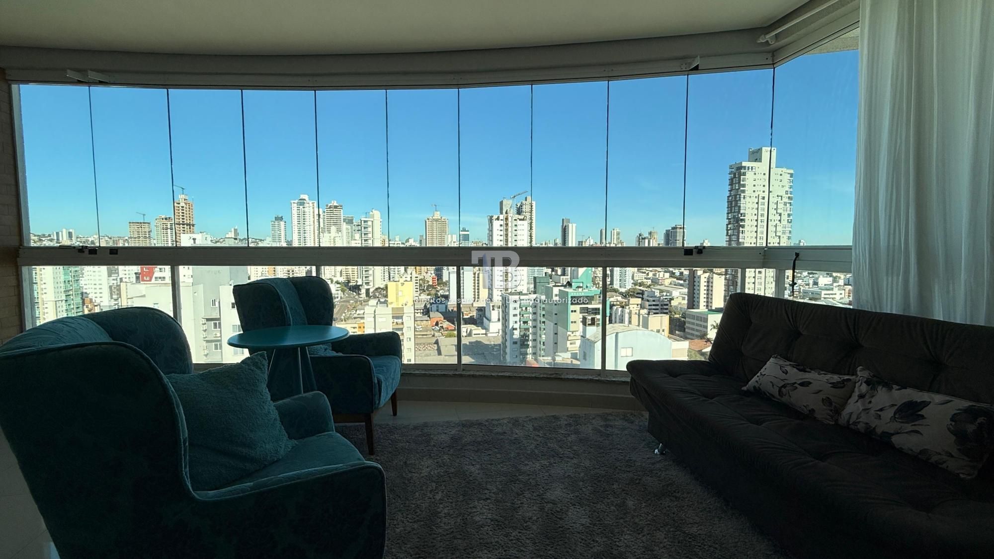 1583 – Cobertura semimobiliada com 4 quartos e vista panorâmica no Presidente Médici