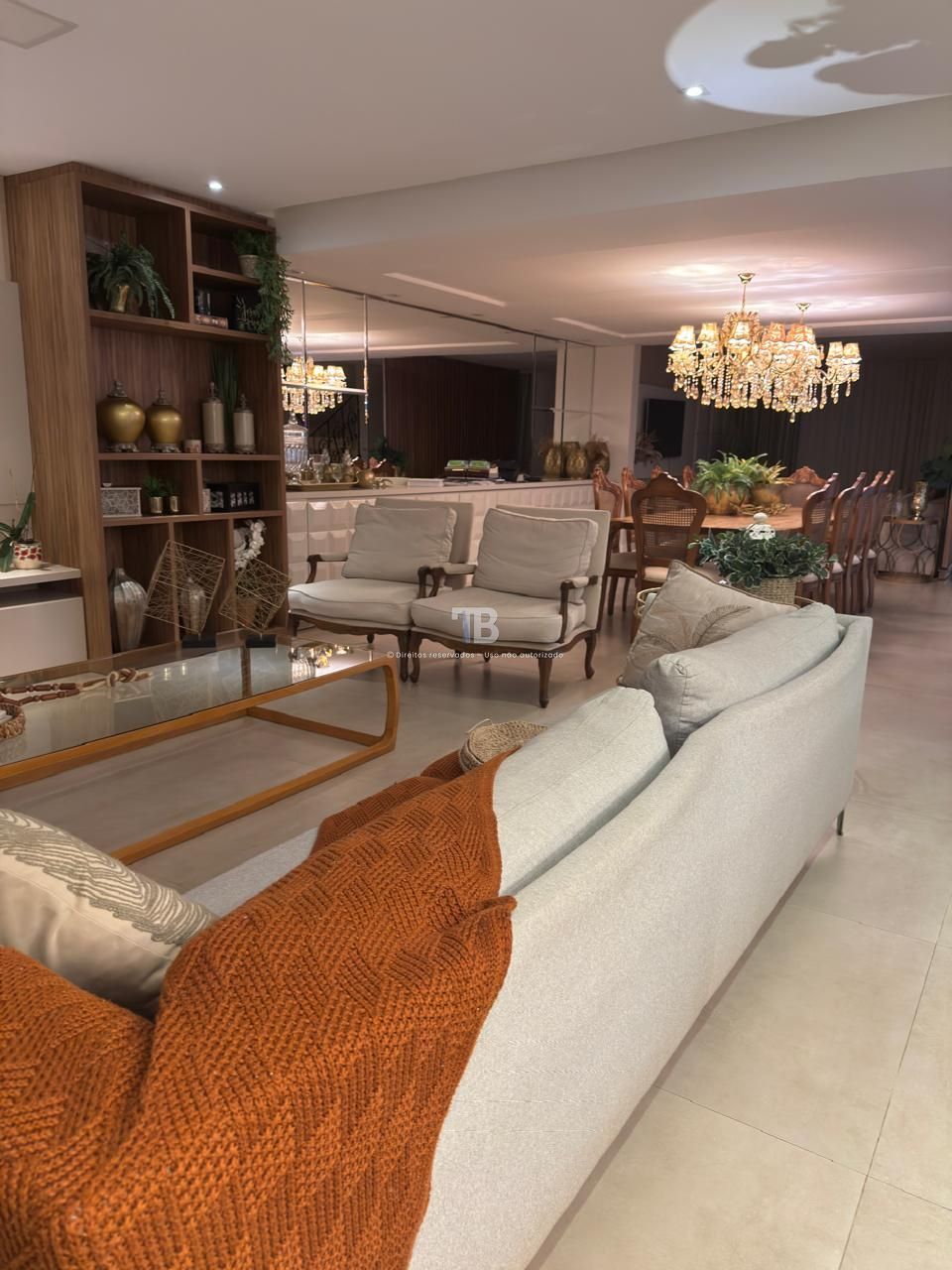 542 – Apartamento de luxo com 4 suítes e 11 vagas no Presidente Médici Chapecó