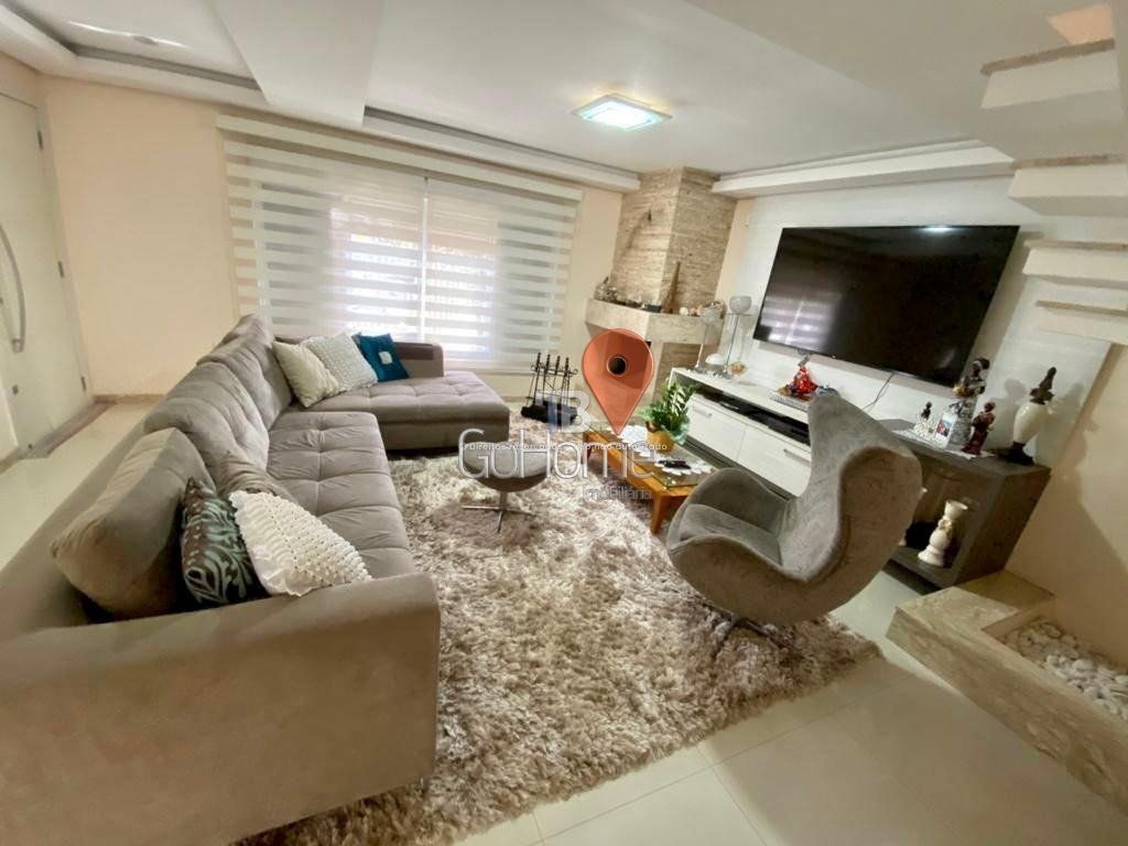 1064 – Casa com 3 Dormitórios e Lazer Completo: Semimobiliada, Presidente Médici