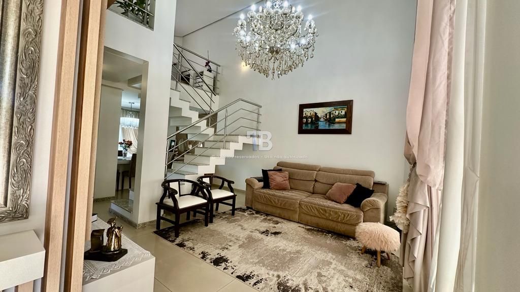 3627 – Casa com piscina no Jardim Europa- 270m² privativos