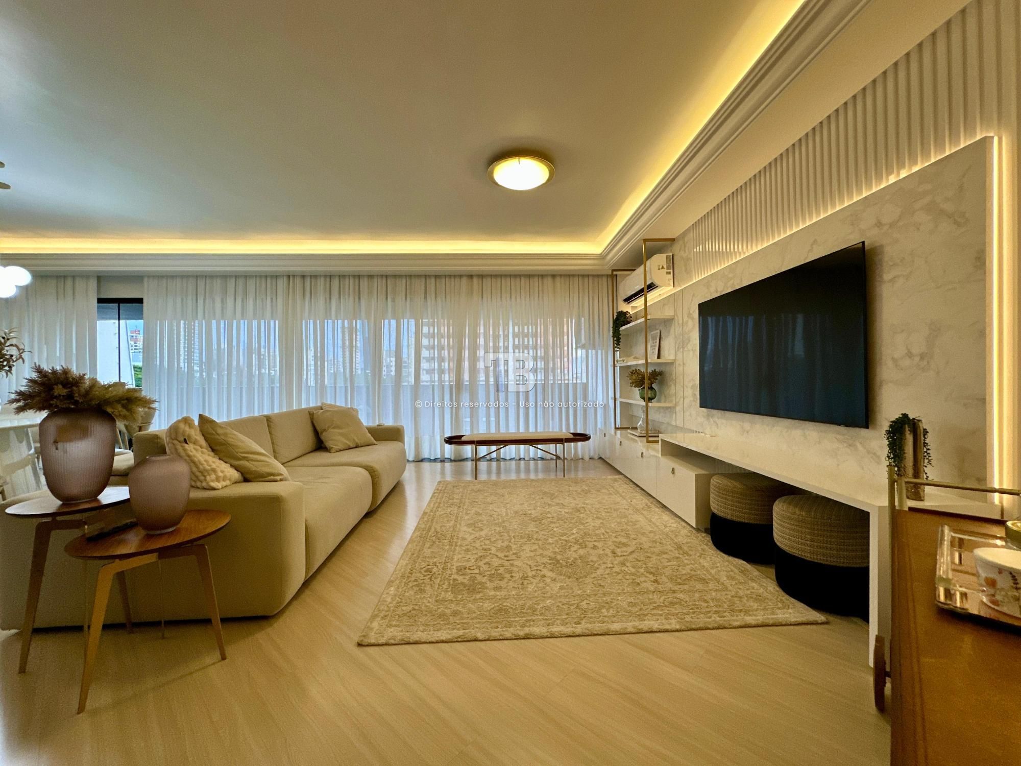 4577 – Apartamento mobiliado com 3 quartos e suíte no Centro, Chapecó